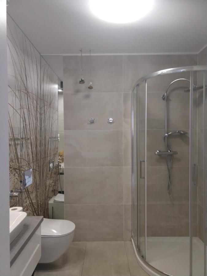Apartament Fala-Miodowy Dom 科沃布热格 外观 照片