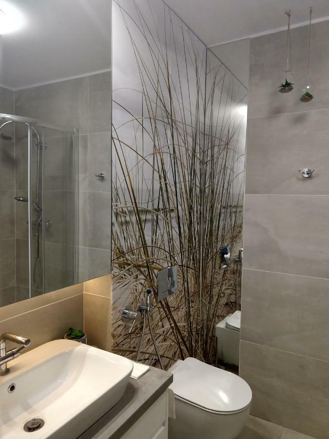 Apartament Fala-Miodowy Dom 科沃布热格 外观 照片